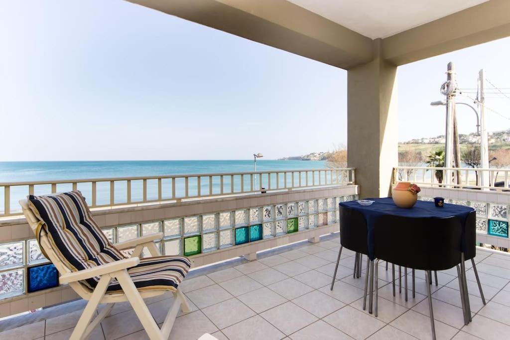 Villa La Casa Sul Mare Agnone Bagni Exterior foto